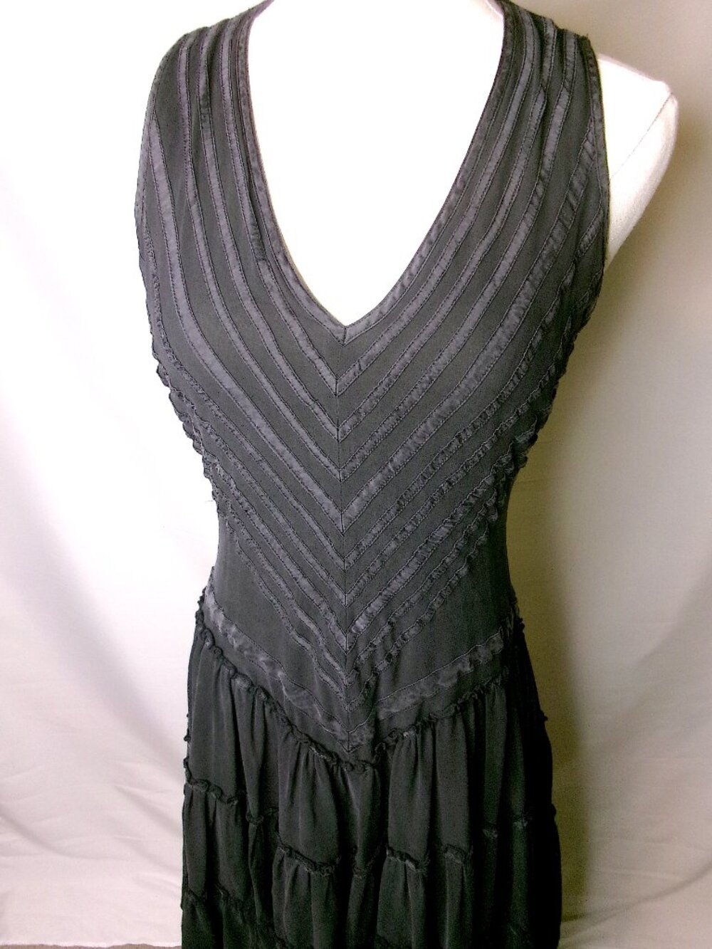 Strenesse Gabrielle Strehle Black Tiered Designer Dress 36 Luxury